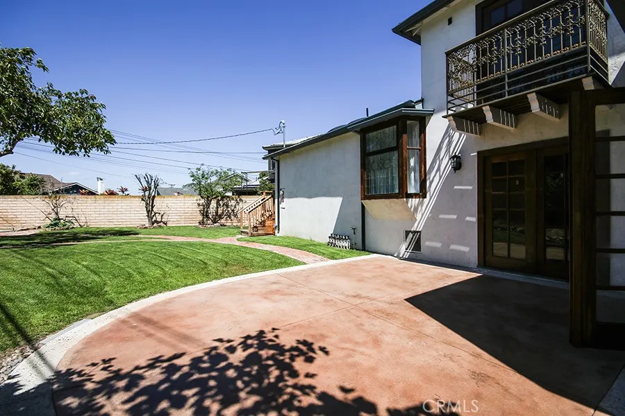 8679 El Costa Circle Fountain Valley, CA 92708