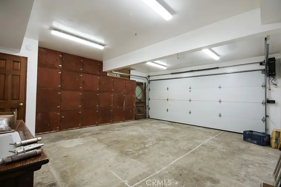 8679 El Costa Circle Fountain Valley, CA 92708