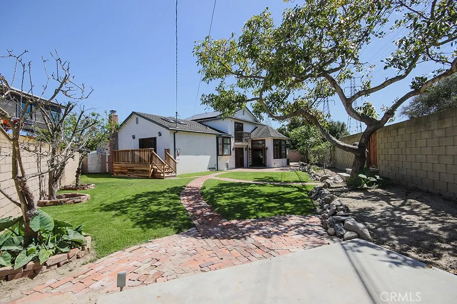 8679 El Costa Circle Fountain Valley, CA 92708