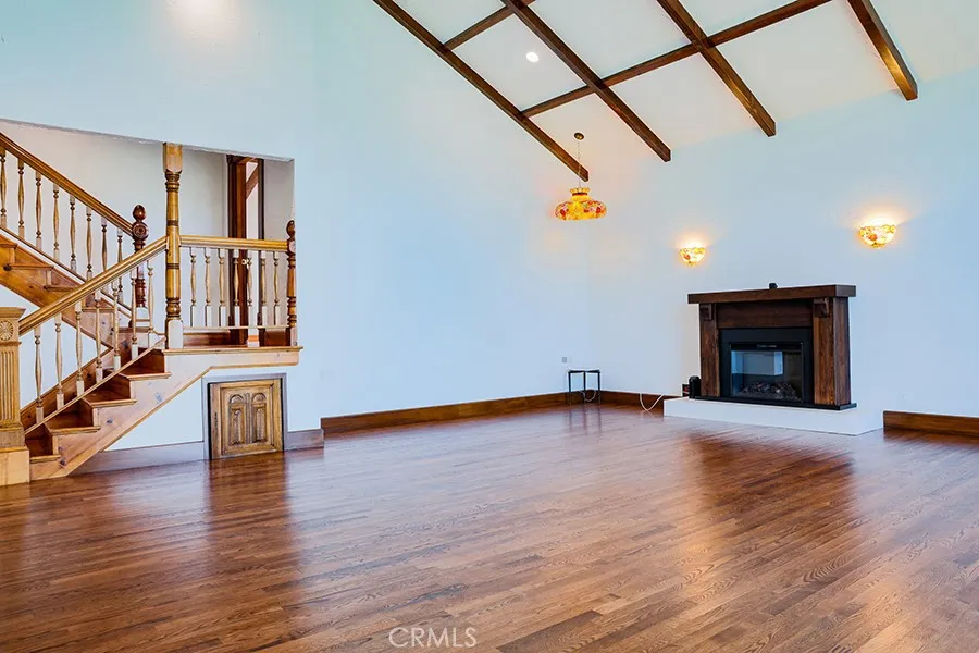 8679 El Costa Circle Fountain Valley, CA 92708