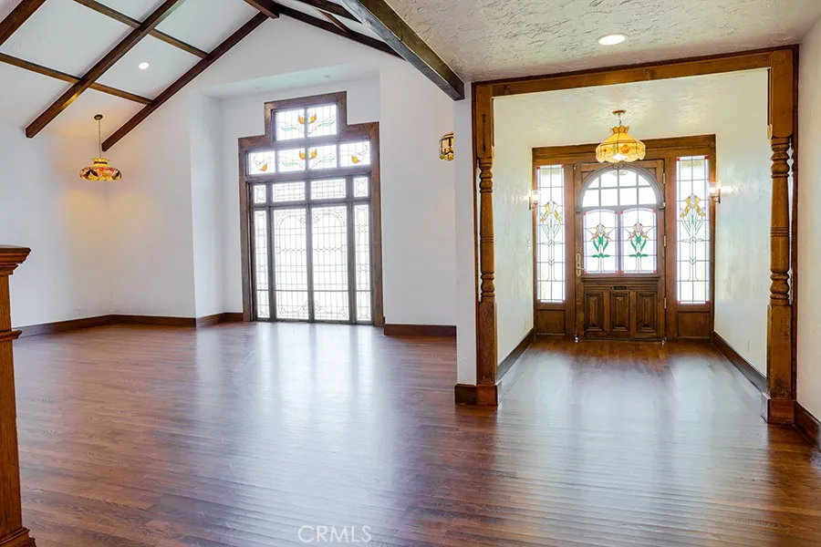 8679 El Costa Circle Fountain Valley, CA 92708