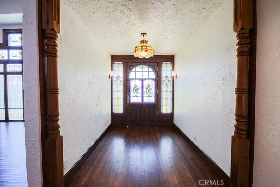 8679 El Costa Circle Fountain Valley, CA 92708