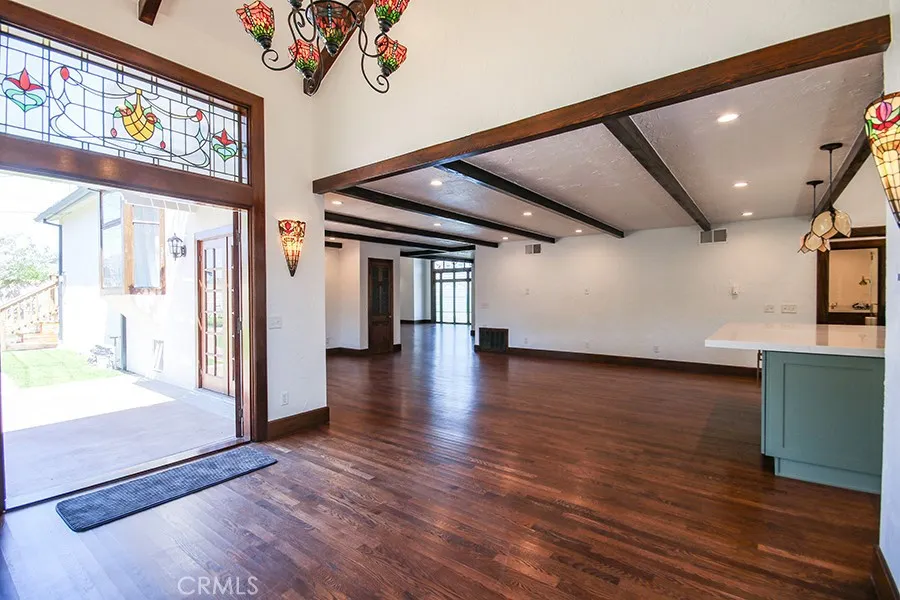 8679 El Costa Circle Fountain Valley, CA 92708