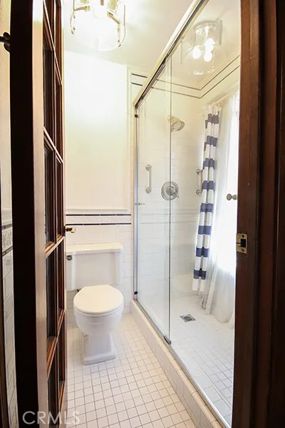 8679 El Costa Circle Fountain Valley, CA 92708