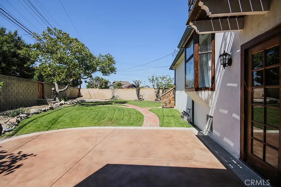 8679 El Costa Circle Fountain Valley, CA 92708