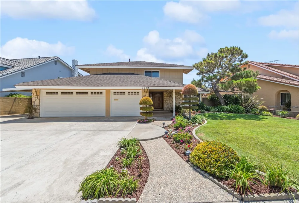 9652 Duke Westminster, CA 92683