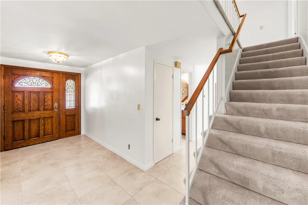 9652 Duke Westminster, CA 92683