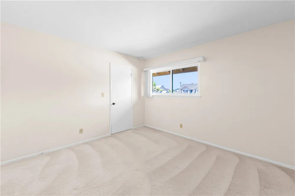 9652 Duke Westminster, CA 92683