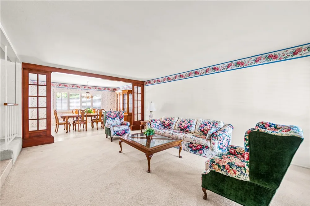9652 Duke Westminster, CA 92683