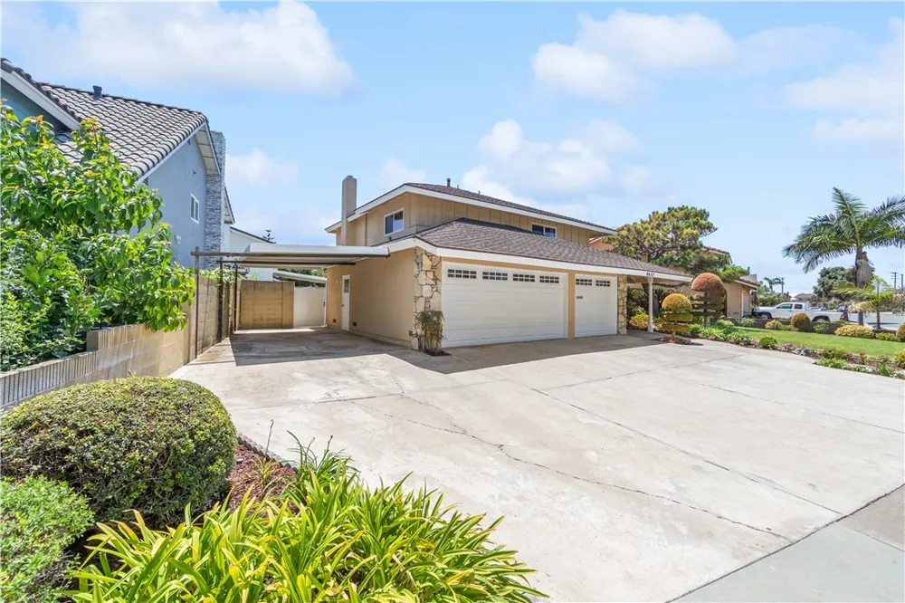 9652 Duke Westminster, CA 92683
