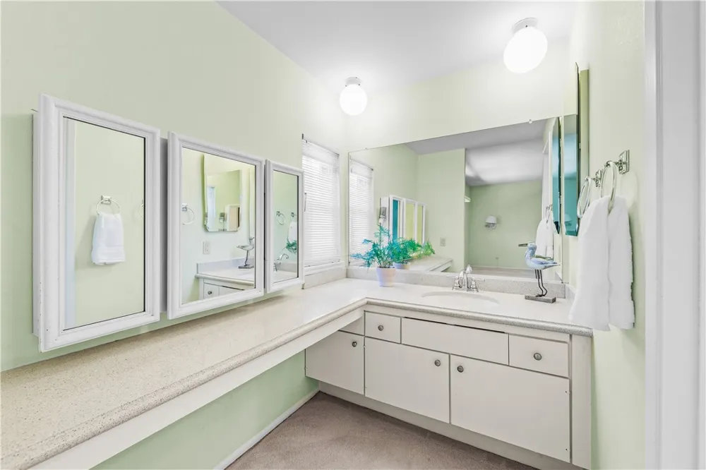 9652 Duke Westminster, CA 92683