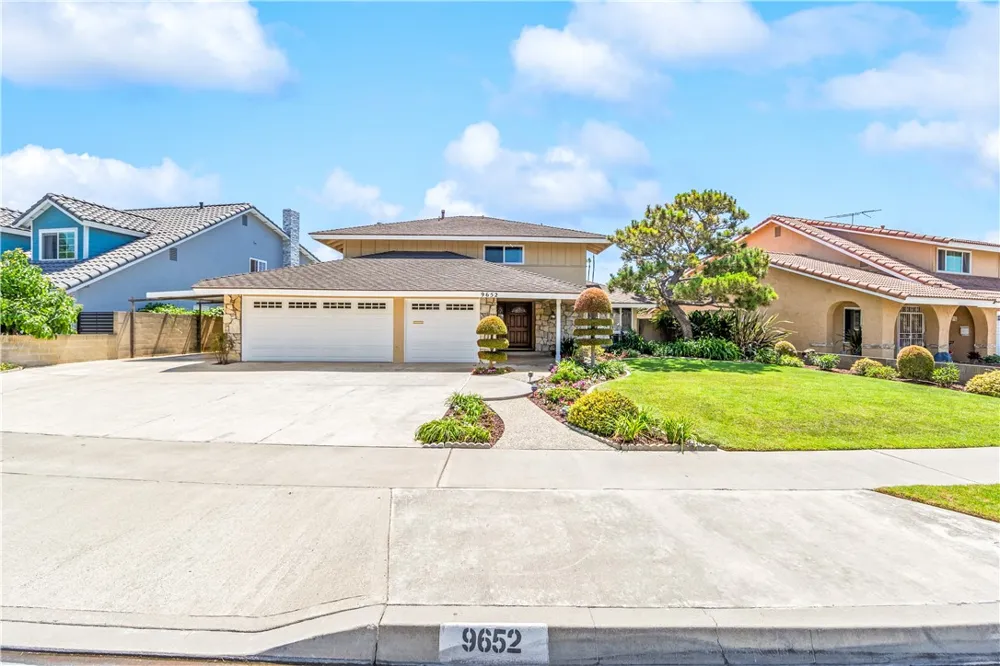 9652 Duke Westminster, CA 92683
