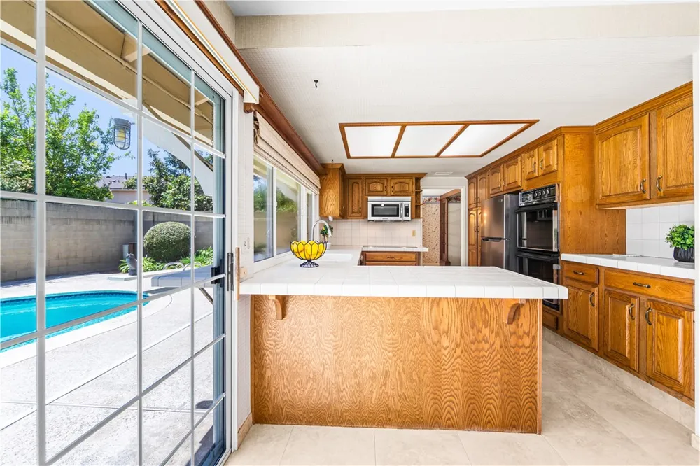 9652 Duke Westminster, CA 92683