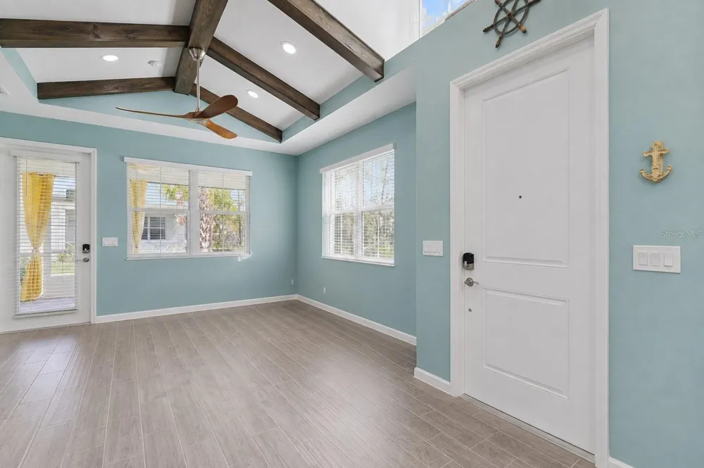 384 GYPSY PALACE LANE Daytona Beach, FL 32124
