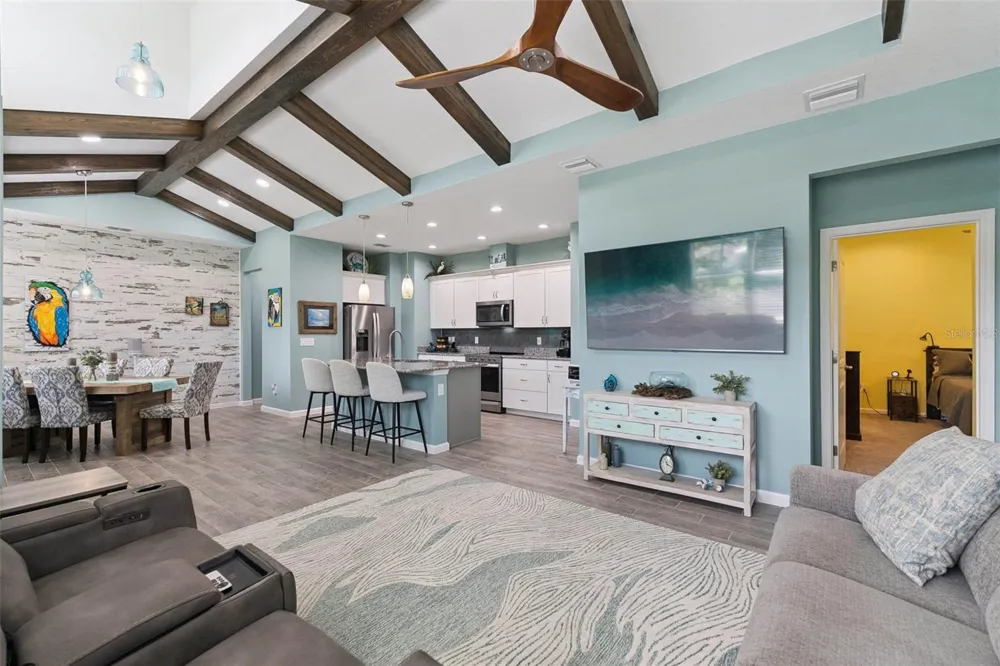 384 GYPSY PALACE LANE Daytona Beach, FL 32124