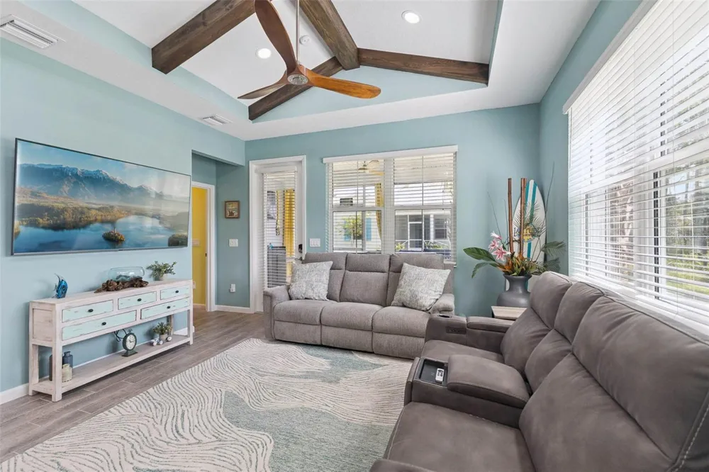 384 GYPSY PALACE LANE Daytona Beach, FL 32124
