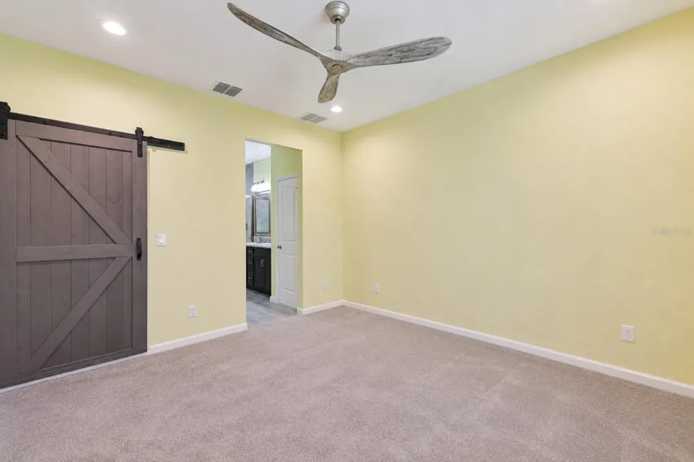 384 GYPSY PALACE LANE Daytona Beach, FL 32124
