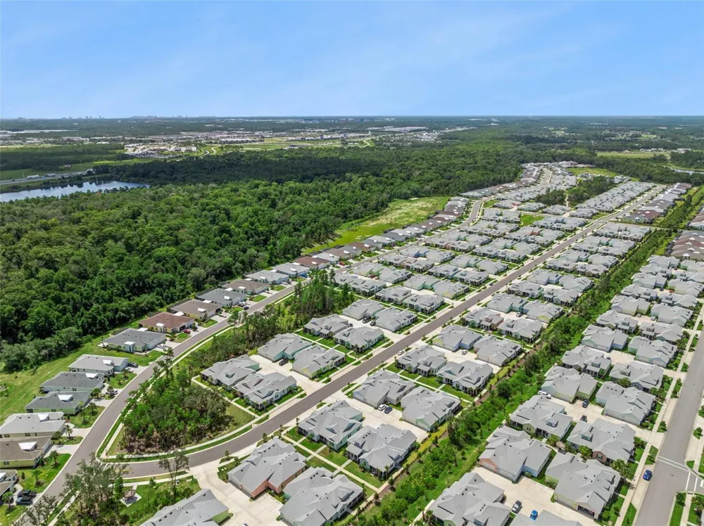 384 GYPSY PALACE LANE Daytona Beach, FL 32124