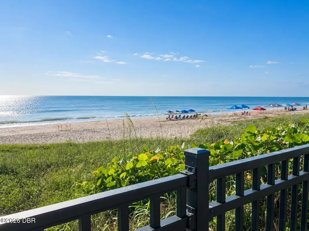 384 GYPSY PALACE LANE Daytona Beach, FL 32124