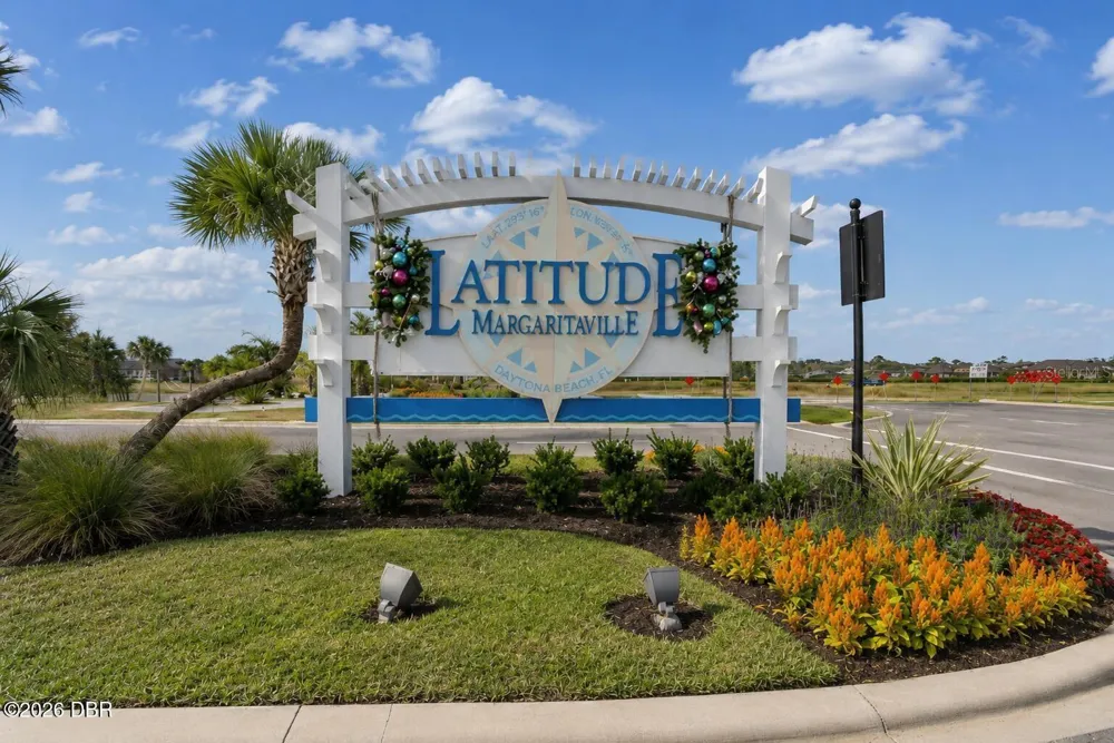 384 GYPSY PALACE LANE Daytona Beach, FL 32124