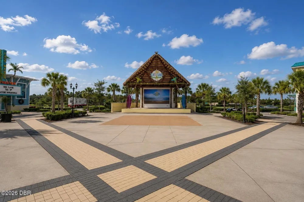384 GYPSY PALACE LANE Daytona Beach, FL 32124