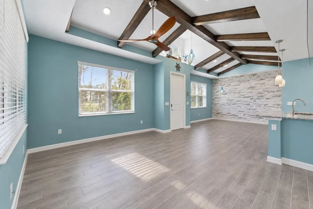 384 GYPSY PALACE LANE Daytona Beach, FL 32124