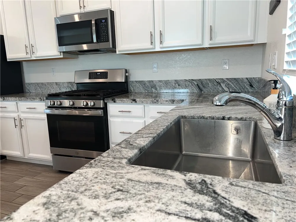 12722 Montbrook Rancho Cordova, CA 95742