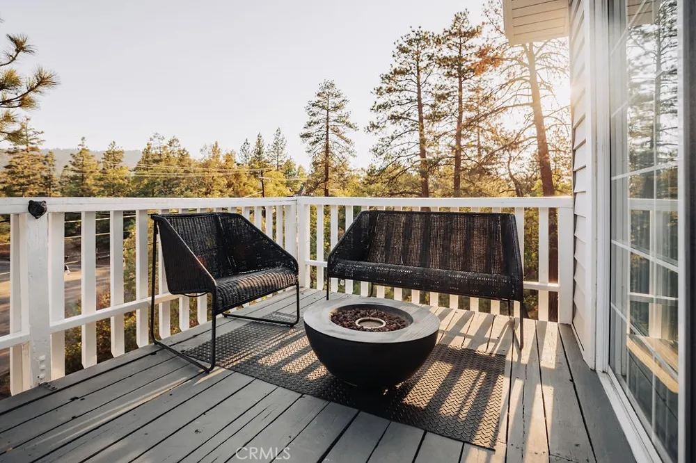 960 Butte Avenue Big Bear City, CA 92314