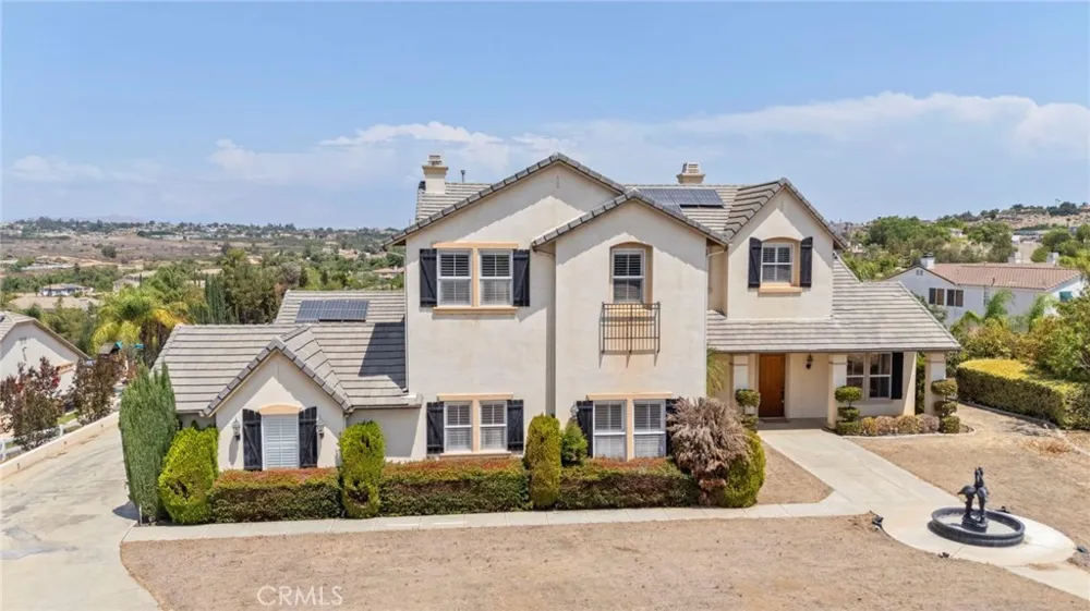 18530 Oak Park Riverside, CA 92504