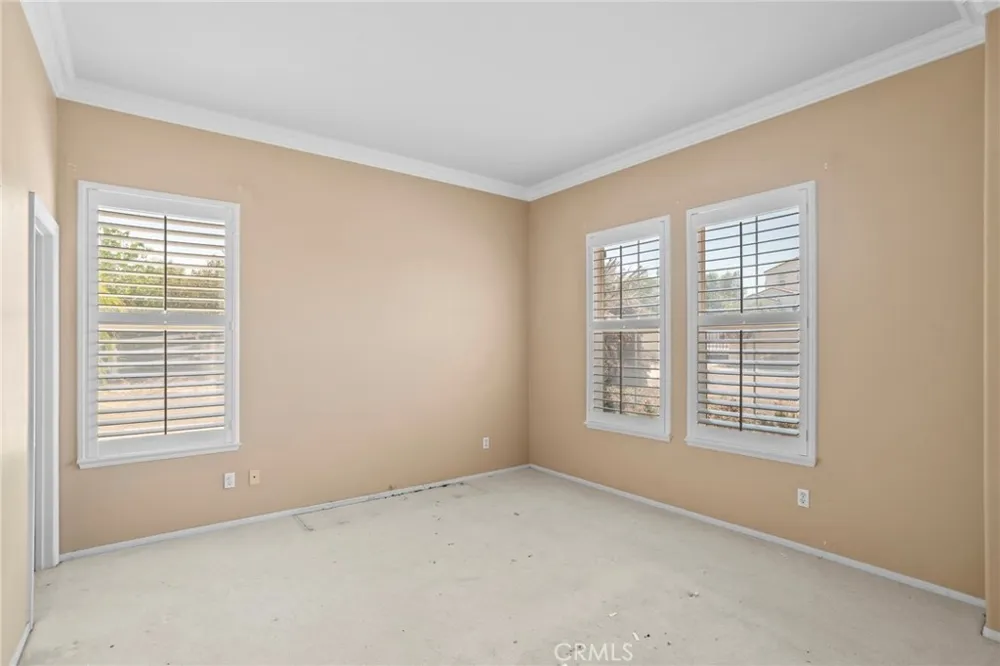 18530 Oak Park Riverside, CA 92504