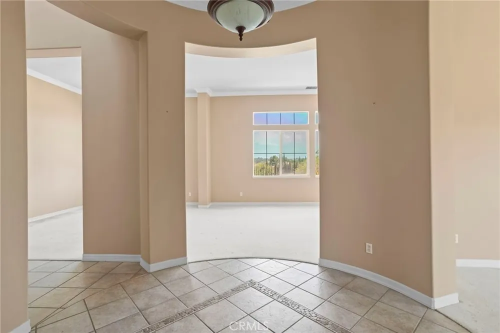 18530 Oak Park Riverside, CA 92504