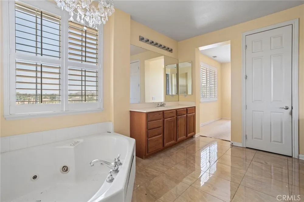 18530 Oak Park Riverside, CA 92504