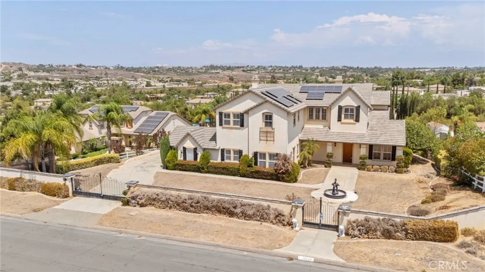 18530 Oak Park Riverside, CA 92504