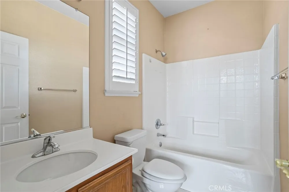 18530 Oak Park Riverside, CA 92504
