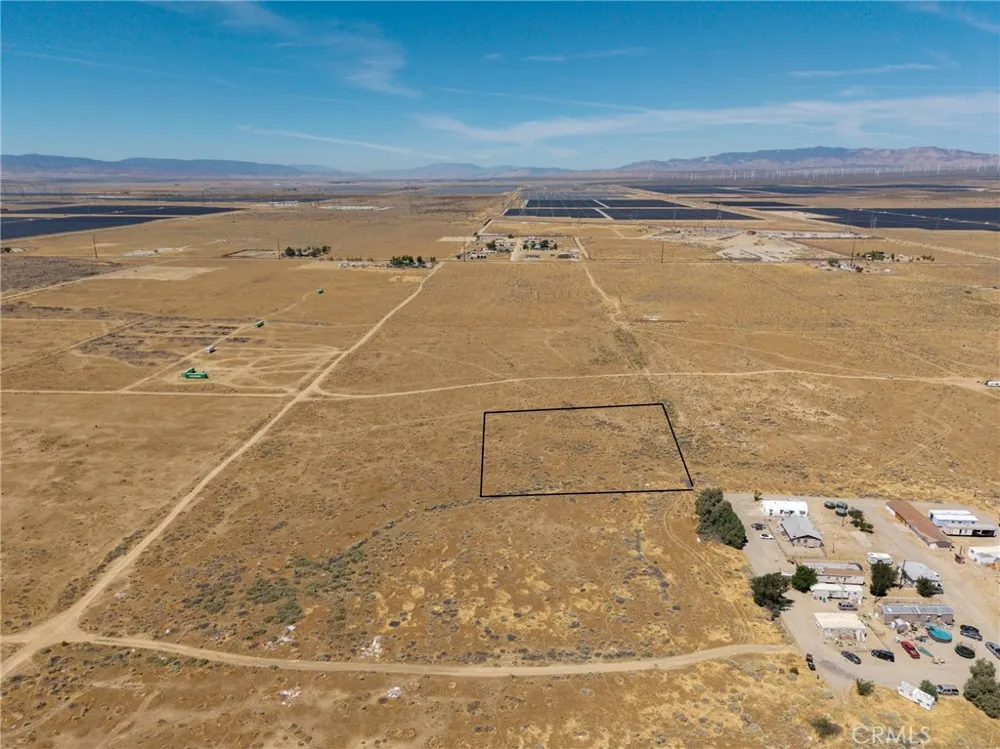 1 Astoria Avenue Rosamond, CA 93560
