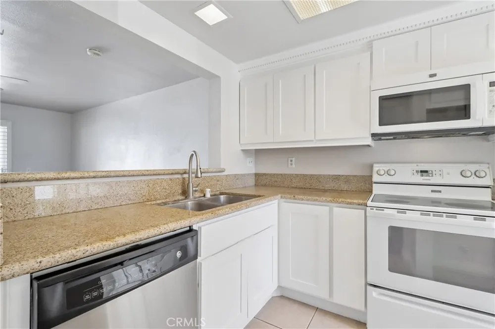 73 Bentwood Lane Aliso Viejo, CA 92656