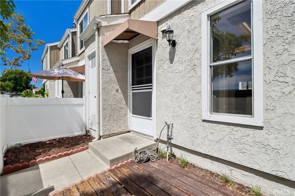 73 Bentwood Lane Aliso Viejo, CA 92656