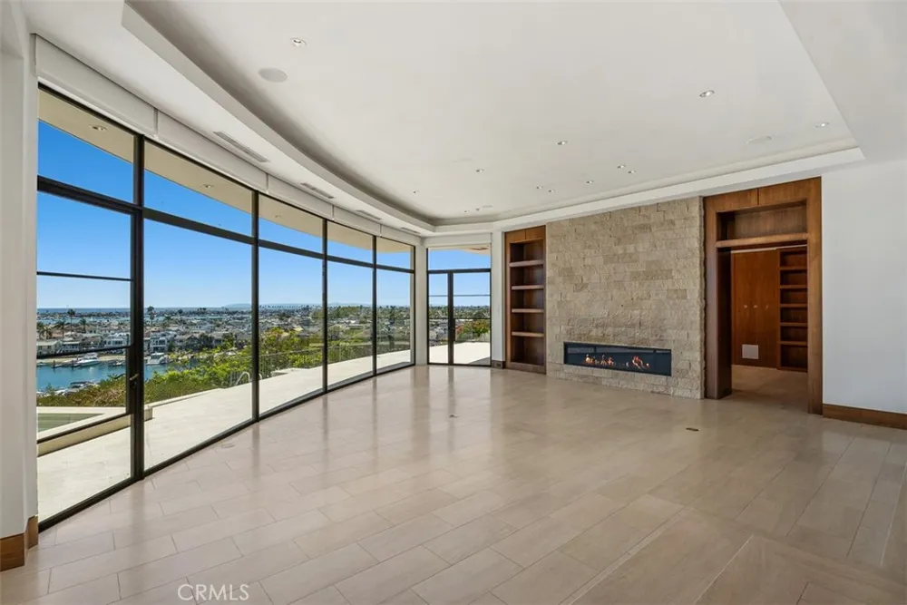 1523 Dolphin Terrace Corona del Mar, CA 92625