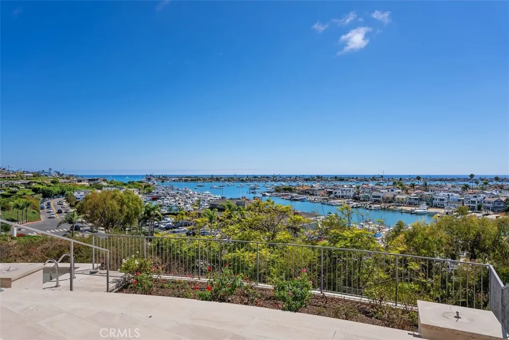 1523 Dolphin Terrace Corona del Mar, CA 92625