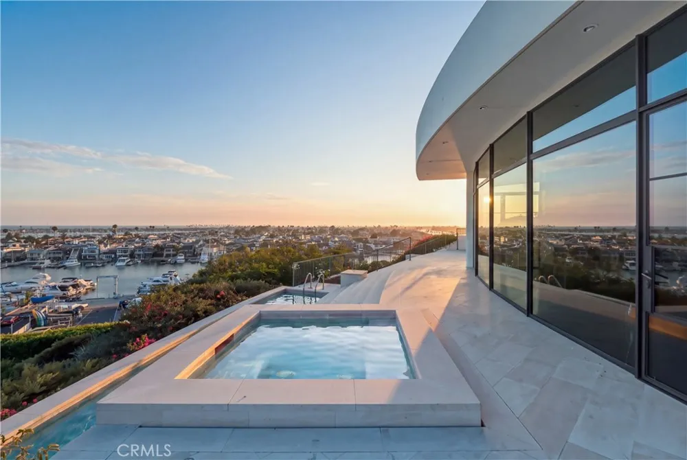 1523 Dolphin Terrace Corona del Mar, CA 92625
