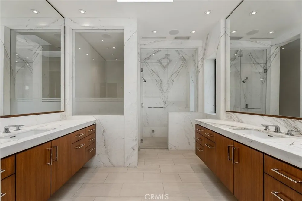 1523 Dolphin Terrace Corona del Mar, CA 92625