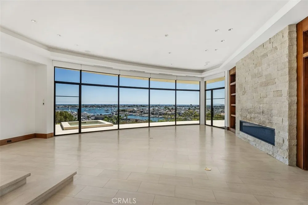 1523 Dolphin Terrace Corona del Mar, CA 92625