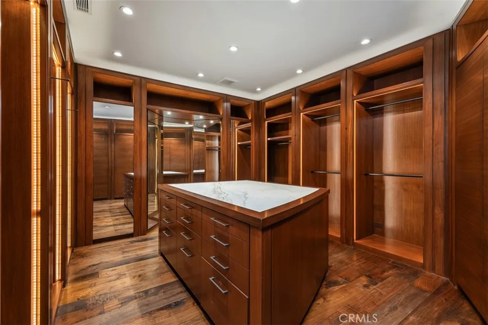 1523 Dolphin Terrace Corona del Mar, CA 92625