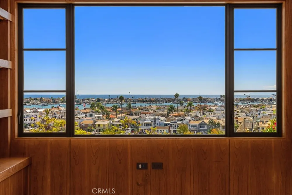 1523 Dolphin Terrace Corona del Mar, CA 92625