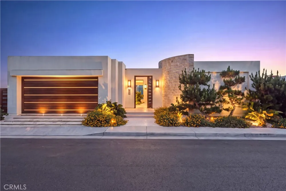 1523 Dolphin Terrace Corona del Mar, CA 92625