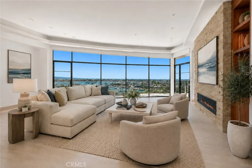 1523 Dolphin Terrace Corona del Mar, CA 92625