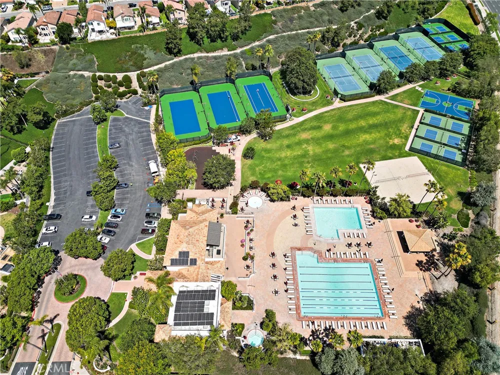 28732 Calle Vista Laguna Niguel, CA 92677