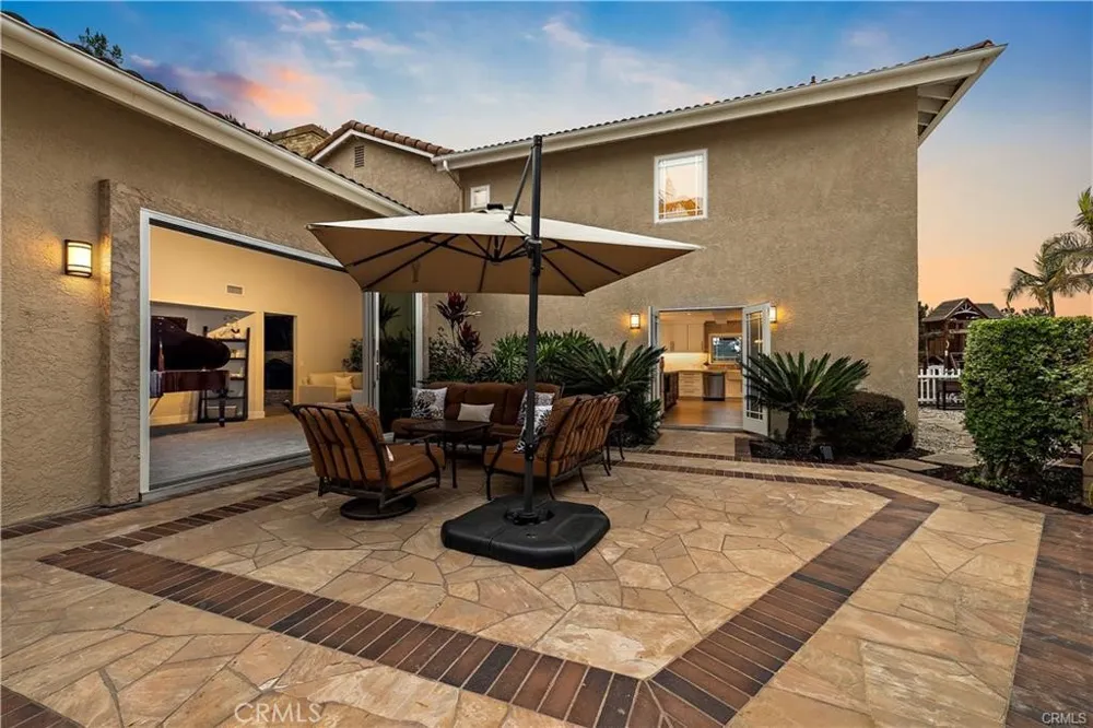 28732 Calle Vista Laguna Niguel, CA 92677