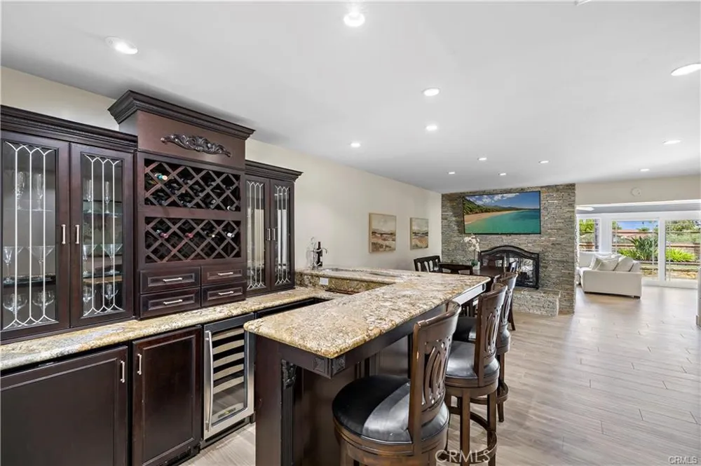 28732 Calle Vista Laguna Niguel, CA 92677