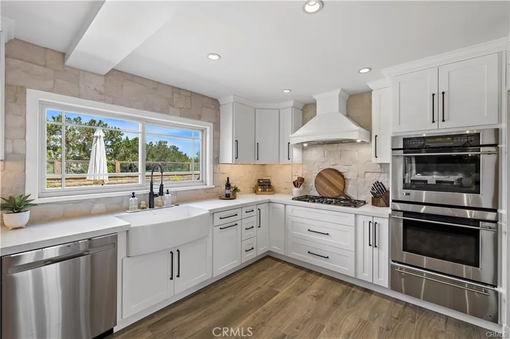 28732 Calle Vista Laguna Niguel, CA 92677